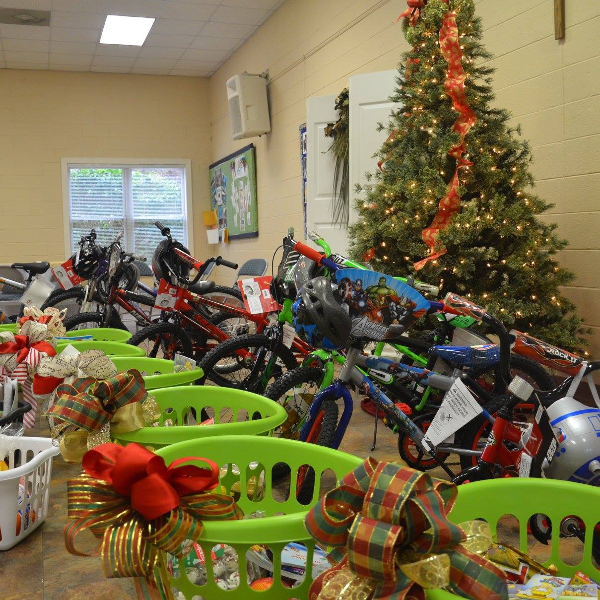 Seasonal outreach projects